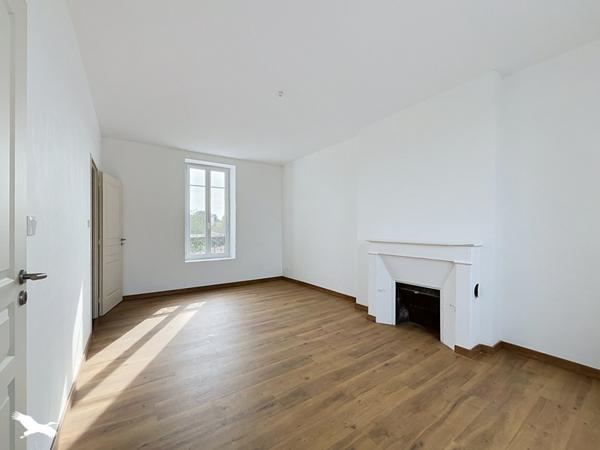 Maison 212 500 € Razac-sur-l'Isle 10 p 230 m² DPE C
