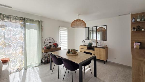 Maison  Coup de coeur ! calme absolu ! Alleins (13) Entre  Alpilles et Lubéron