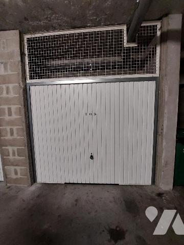 APPARTEMENT F2 AVEC BALCON + BOX 