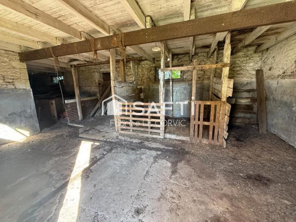 ENSEMBLE IMMOBILIER EN CAMPAGNE DE NOYAL PONTIVY A RENOVER