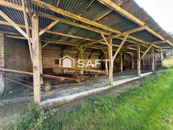 ENSEMBLE IMMOBILIER EN CAMPAGNE DE NOYAL PONTIVY A RENOVER