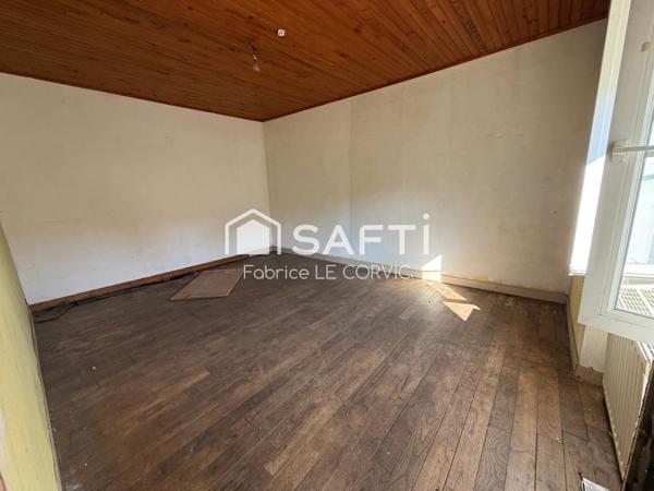 ENSEMBLE IMMOBILIER EN CAMPAGNE DE NOYAL PONTIVY A RENOVER