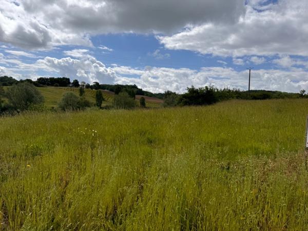 Dpt Lot et Garonne (47), à vendre PUYMIROL terrain