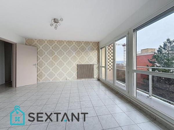 Appartement 81 m2 trois chambres.
