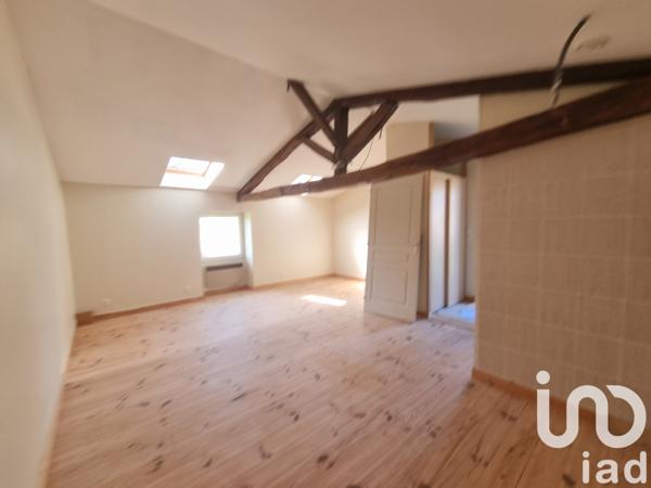 House for sale 10 rooms 226 m² Saint-Julien-l'Ars