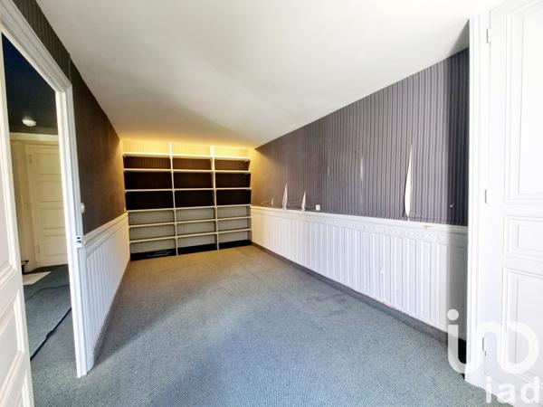 House for sale 10 rooms 226 m² Saint-Julien-l'Ars