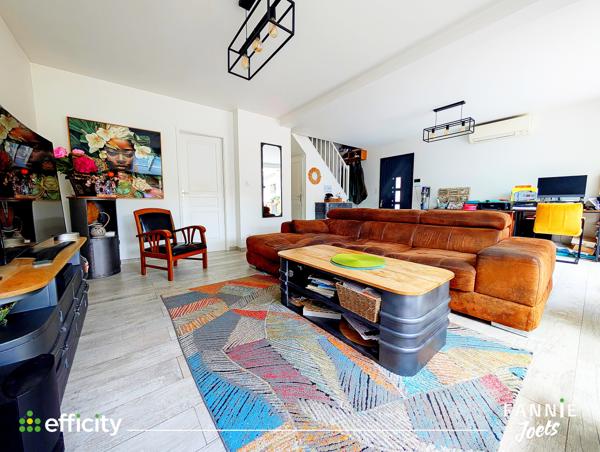 Maison
         5 pièces
        - 123 m² Exclusivité 479 000 € *