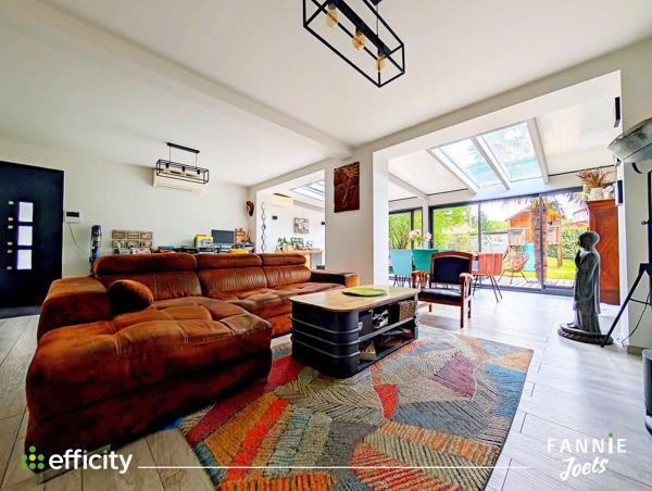 Maison
         5 pièces
        - 123 m² Exclusivité 479 000 € *