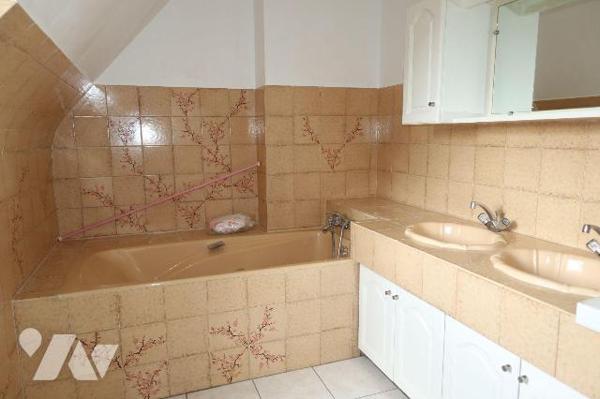 GUIPAVAS (29490)- Rare sur le marché, aux portes du Relecq-Kerhuon, Maison sur un terrain d'une...