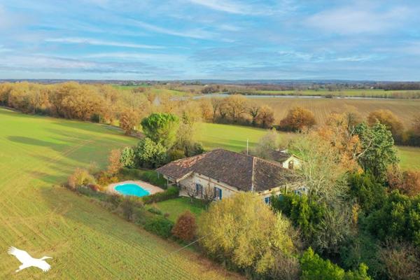 Maison à vendre |  L'Isle-Jourdain |  6 pièces | 160 m²