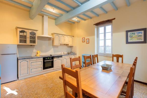 Maison à vendre |  L'Isle-Jourdain |  6 pièces | 160 m²