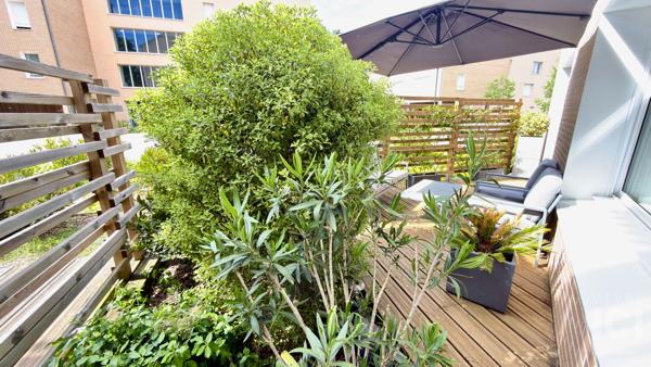 FAIRE OFFRE ! Appartement Rez de chaussée - 3 pièces - Bourg de Carquefou - 94m²