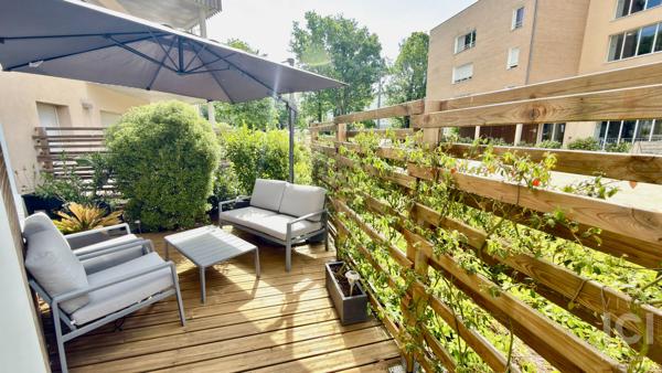 FAIRE OFFRE ! Appartement Rez de chaussée - 3 pièces - Bourg de Carquefou - 94m²