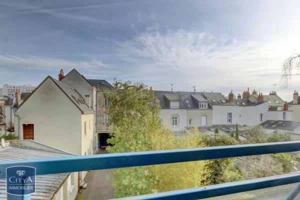Appartement à louer 2 pièces 28.75m² Tours (37000)