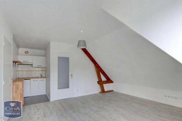 Appartement à louer 2 pièces 28.75m² Tours (37000)