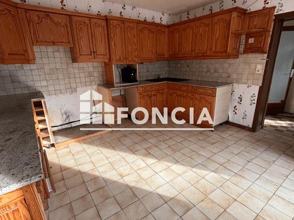 À vendre Maison 8 pièces 217 m² - Villiers-charlemagne 53170