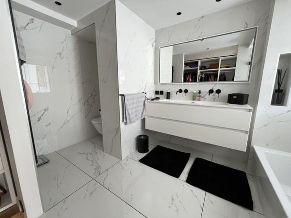 Appartement à vendre |  Villeurbanne |  4 pièces | 93 m²