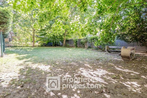 Nanterre  -  Appartement  3 pièces 64 m2 avec terrasse de 30 m², cave et une place parking