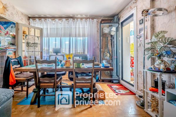 Nanterre  -  Appartement  3 pièces 64 m2 avec terrasse de 30 m², cave et une place parking