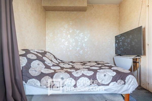 Nanterre  -  Appartement  3 pièces 64 m2 avec terrasse de 30 m², cave et une place parking