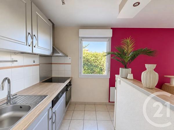 Appartement T2 à vendre  2 pièces - 48,32 m 2   LE SEQUESTRE  - 81