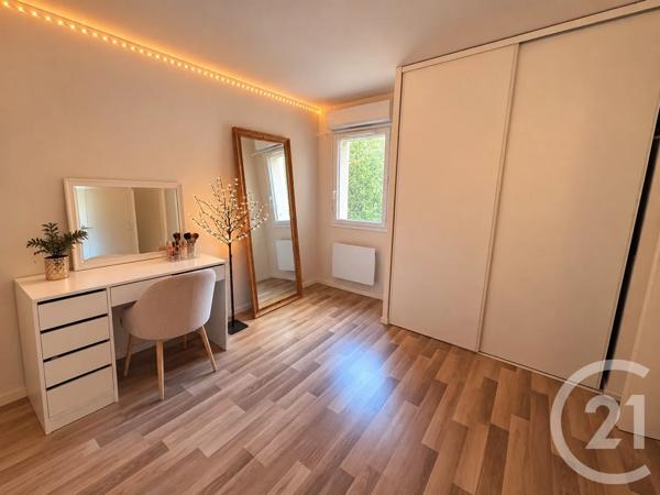 Appartement T2 à vendre  2 pièces - 48,32 m 2   LE SEQUESTRE  - 81