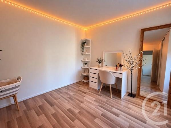 Appartement T2 à vendre  2 pièces - 48,32 m 2   LE SEQUESTRE  - 81