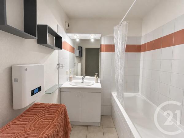 Appartement T2 à vendre  2 pièces - 48,32 m 2   LE SEQUESTRE  - 81