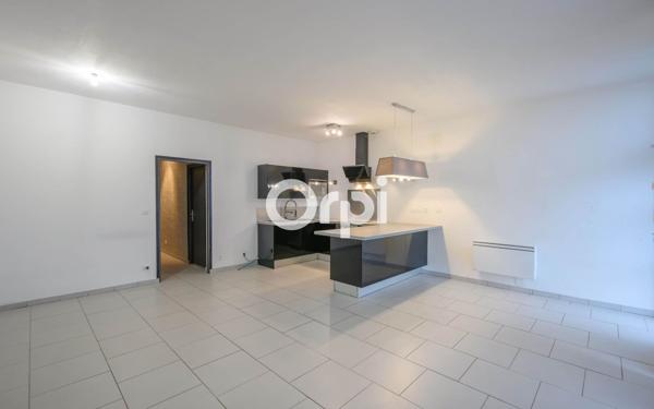 Appartement à vendre    3 pièces • 75,85 m2 Billy-Montigny