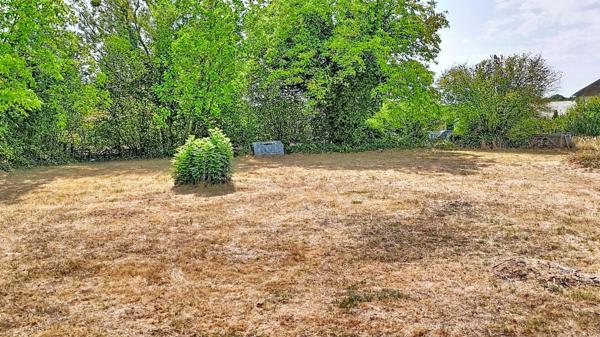 Terrain à vendre de 950,00 m² VERS SOUS SELLIERES (39)