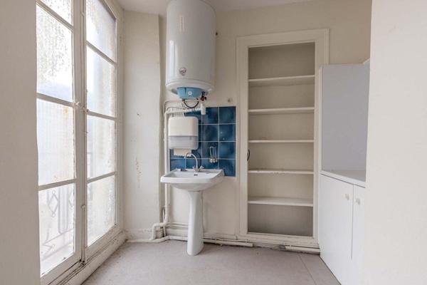 Immeuble Vierzon 20 pièces 288 m2