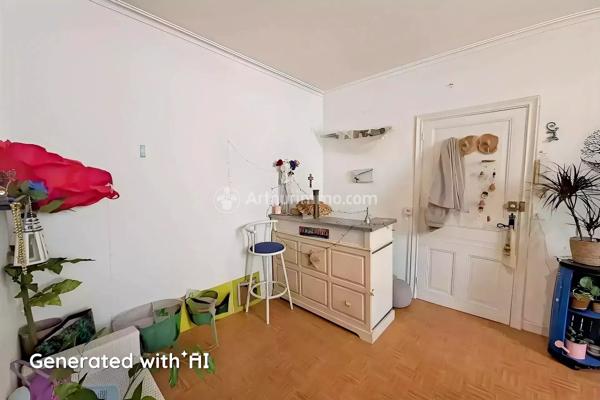 Vente                                                      Immeuble
                        
                     7 pièces                      107 m2                     à Mazamet