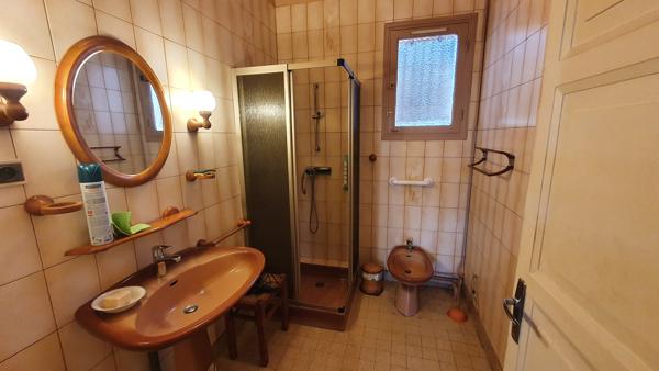 Villa en vente avec 3 chambres à Hagetmau avec SN AGENCE TACHON Villa en vente avec 3 chambres à Hagetmau avec SN AGENCE TACHON