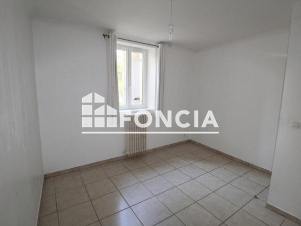 Location Appartement 4 pièces 83.37 m² - 29 RUE TRAJAN Nimes 30900