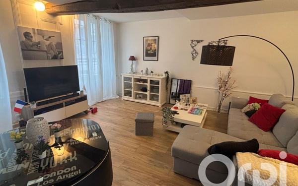 Appartement à louer    3 pièces • 72,80 m2 Senlis