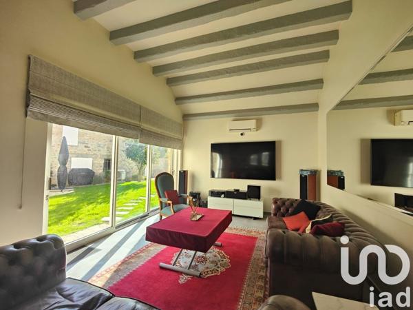 Maison 10 pièces de 290 m² à Linas (91310)