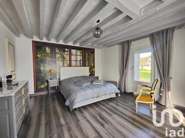 Maison 10 pièces de 290 m² à Linas (91310)