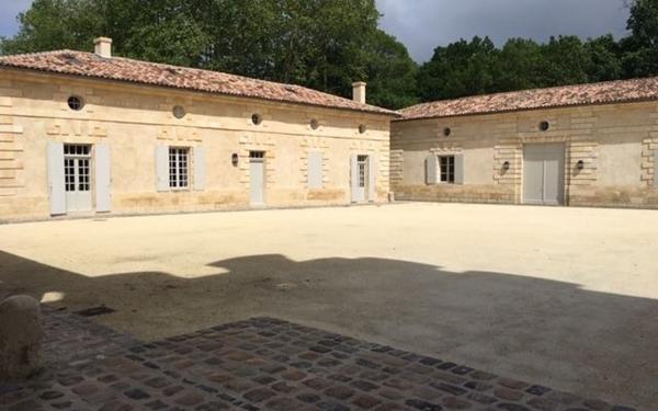 Maison à louer    4 pièces •  Talence