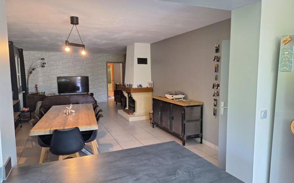 Maison à vendre    7 pièces •  Vierzon