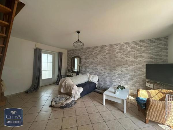 Maison à louer 3 pièces 68.67m² Orrouer (28190)