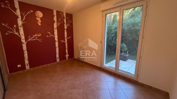 A VENDRE - NICE OUEST / CORNICHE FLEURIE : Appartement 3 pièces, garage, cave, piscine