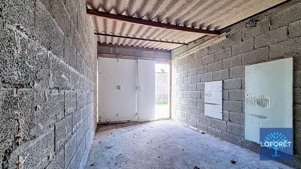 Achat parking / box La Roche-sur-Yon - 13 m² - 16 000 €