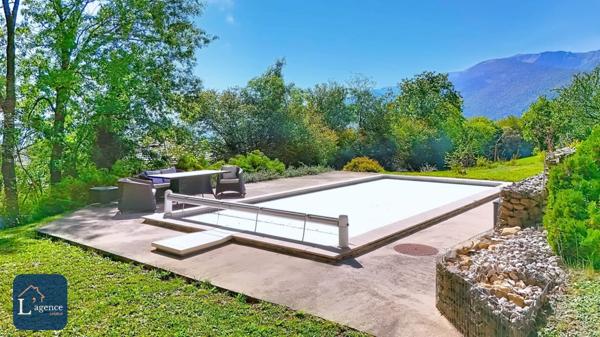 Villa T6 277m² rénovée avec piscine, sous-sol, vue dégagée – Parcelle de 1 180 m² en impasse