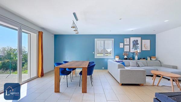 Villa T6 277m² rénovée avec piscine, sous-sol, vue dégagée – Parcelle de 1 180 m² en impasse