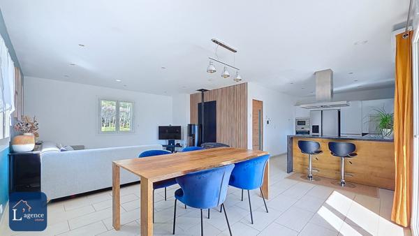 Villa T6 277m² rénovée avec piscine, sous-sol, vue dégagée – Parcelle de 1 180 m² en impasse