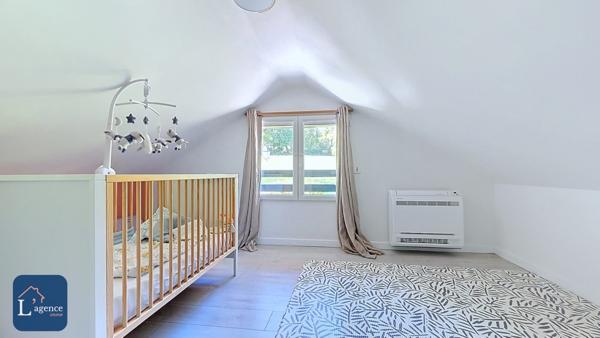 Villa T6 277m² rénovée avec piscine, sous-sol, vue dégagée – Parcelle de 1 180 m² en impasse