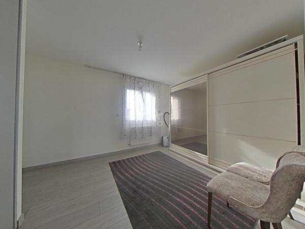 MAISON 113 M² AVEC 4 CHAMBRES / VIE DE PLAIN PIED