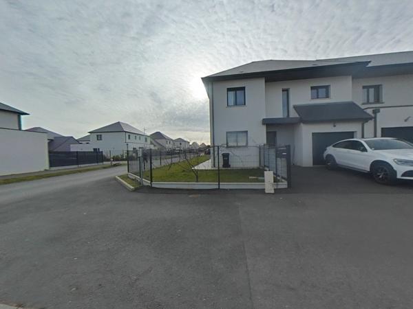 MAISON 113 M² AVEC 4 CHAMBRES / VIE DE PLAIN PIED