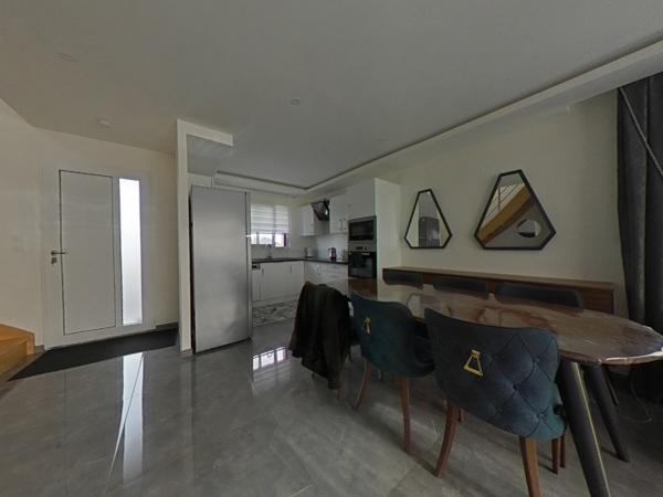 MAISON 113 M² AVEC 4 CHAMBRES / VIE DE PLAIN PIED