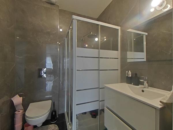 MAISON 113 M² AVEC 4 CHAMBRES / VIE DE PLAIN PIED